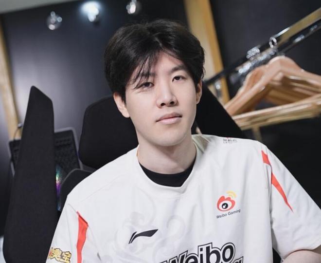 2024 LPL 青年年度教练： FunPlus Phoenix YONDAIME 罗鹏
